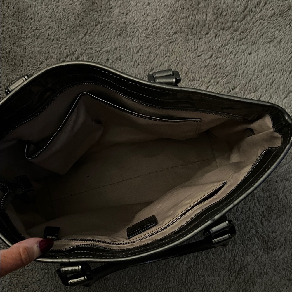 Burberry Nova Check Tote - Picture 4 of 5